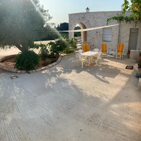 Сasa de vacaciones Trulli Leucopetra *